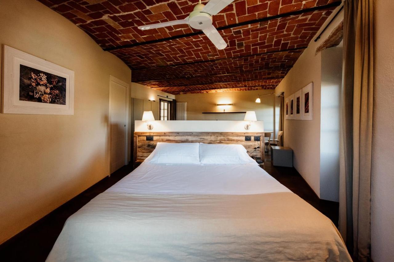 I Tre Poggi Dimora Di Charme Villa Canelli Eksteriør bilde